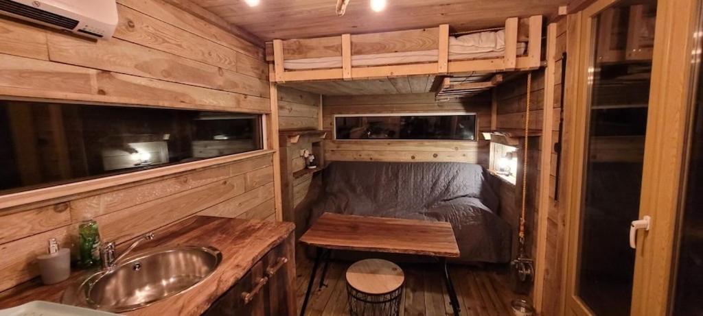 Tiny House Guest House Digny ภายนอก รูปภาพ