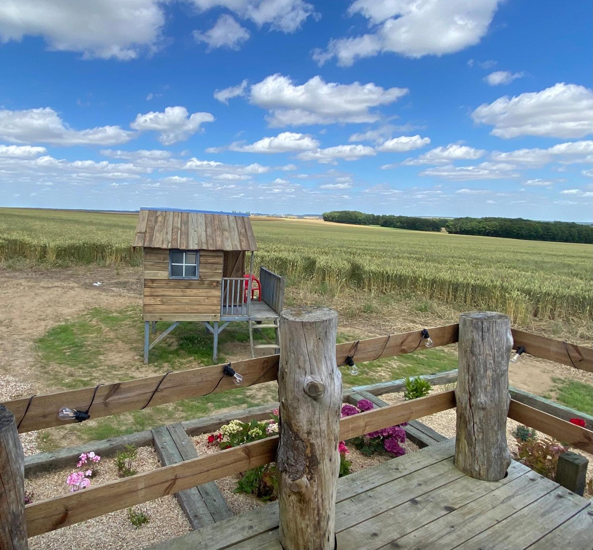 Tiny House Guest House Digny ภายนอก รูปภาพ